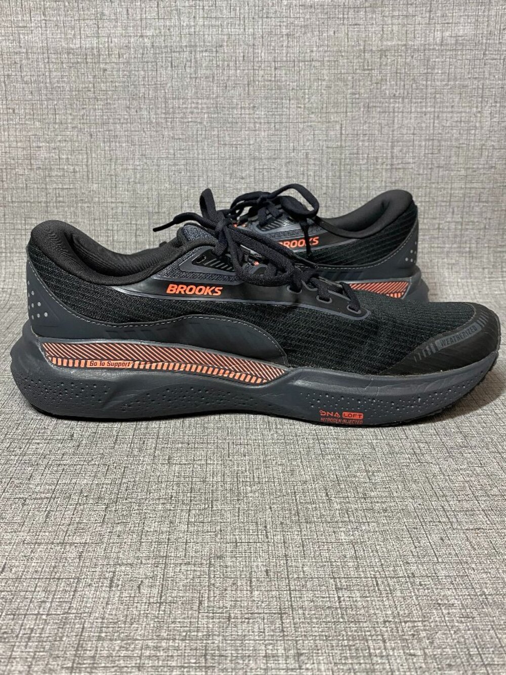 BROOKS ADRENALINE GTS 24 BLACK EBONY & HOT CORAL RUNNING SNEAKERS WOMENS 11.5 - Picture 5 of 9